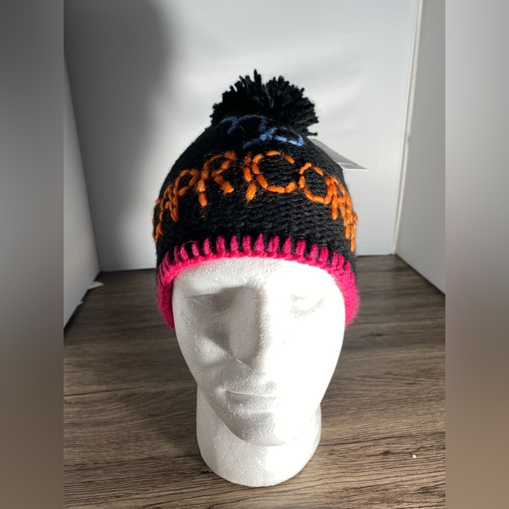 NEW-One Size- Echo New York Handcrafted Zodiac Signs Wool Beanie Capricorn Black